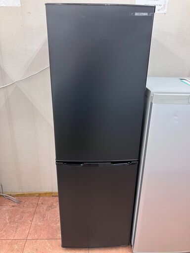 高年式IRISOHYAMA 162L冷蔵庫スリム冷蔵庫 IRSE-16A-B 2022年式8798