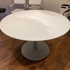 IKEA テーブル　直径　約108cm