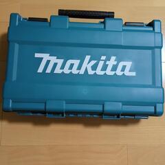 マキタ　充電器式マルチツール　18V