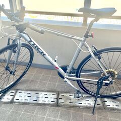 中古クロスバイク　自転車　TREK FX 7.3 2012 トレック