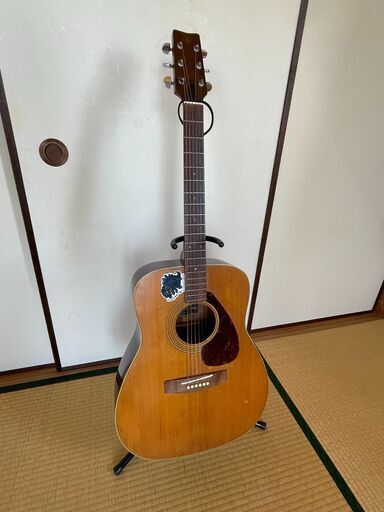 ヤマハFG-200Jアコースティック ギター (Yamaha FG-200J Acoustic Guitar)