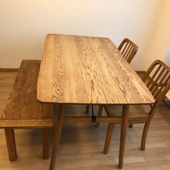 お値下げ！ダイニングテーブル　椅子　4セット