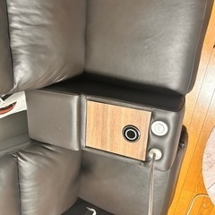 使用歴一年未満！電動リクライニングソファ
