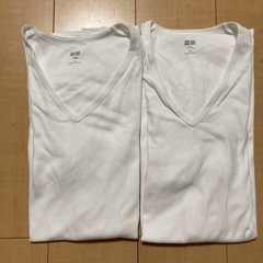 ユニクロ コットン Vネック 半袖Tシャツ  白 XLサイズ 2...