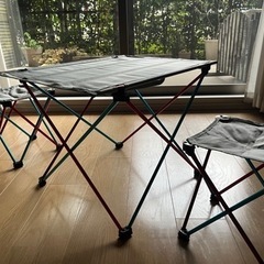 ドッペルギャンガー アルミ製4脚チェアx2とテーブル　アウトドア