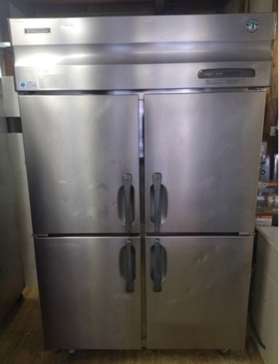 【動確済み】ホシザキ 業務用冷凍庫 HF-120SVT3 大容量 790L 3相 200V 大型冷凍庫 ストッカー 厨房機材 厨房機器 4ドア 縦型 大阪発