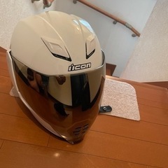 アイコン　エアフライト　ヘルメット　白　Lサイズ