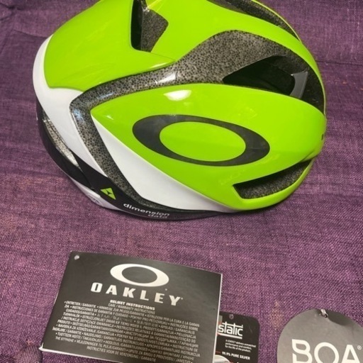 OAKLEY ヘルメット　ARO5 サイズＬ
