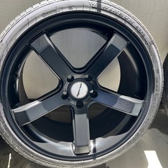 完了しました！19インチホイール　スモークブラック　ワンボックス車にオススメ