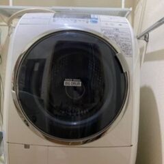今日取りに来れる方‼️HITACHI ドラム式洗濯乾燥機 9kg 風アイロン