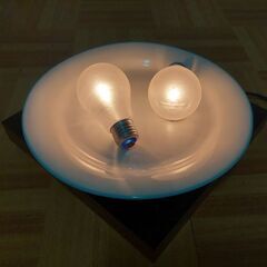 【引取・手渡し】ライト/テーブルランプ/裸電球風デザイン