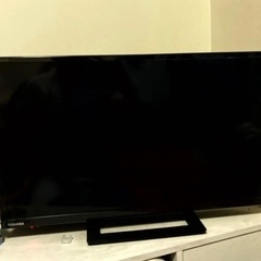 【美品】TOSHIBA テレビ　液晶モニター　大容量外付けHDD付き