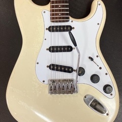 【ネット決済・配送可】Fender Japan Squier S...