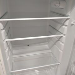 F1605 冷蔵庫 冷凍庫 2ドア A-Stage ARM-138L02WH 2019年製 138L 送料A