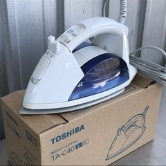 美品！東芝◇スチームアイロン◇カセットタンク式◇ブルー◇TA-C...