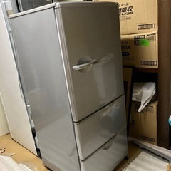 サンヨー冷凍冷蔵庫　3ドア　255L  予定者決まりました