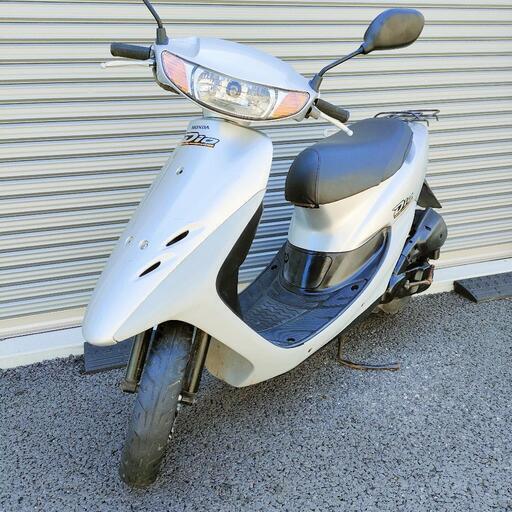 2729.高馬力2スト　ライブディオ　バッテリー、シート、ミラー新品　千葉県柏市　即日配送、自走引き取りも可能