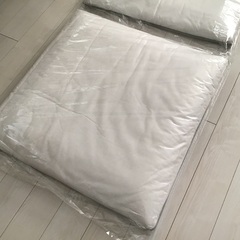 IKEAソファマット？新品未使用2個あげます。