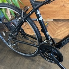 【チェーン新品！アルミフレーム】3×7速　700×35c クロスバイク　ブラック　名古屋プレミアム商品券×金鯱マネー参加店舗