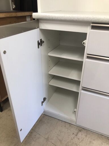 ⑥ニトリ キッチンボード 食器棚 レンジ台 システムキッチンボード 