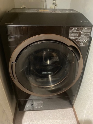 東芝　ドラム式洗濯機　2016年製