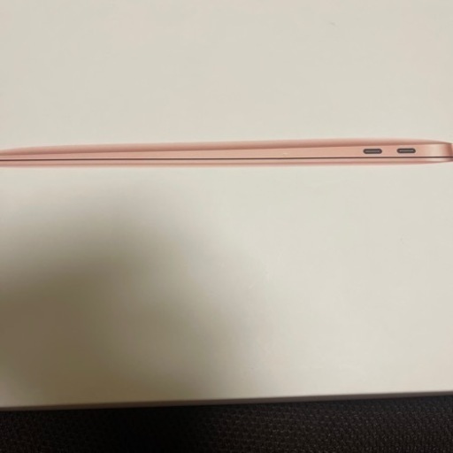 MacBook Air 2022 M1搭載13インチ　ピンクゴールド