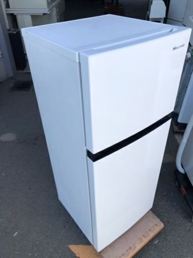 福岡市内配送無料　2021年　ハイセンス HR-B1202（ホワイト） 冷蔵庫