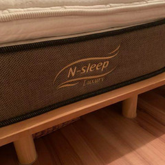 【26万円相当】無印ベッドフレーム 2つ ＋Nスリープラグジュアリー クイーンサイズ　