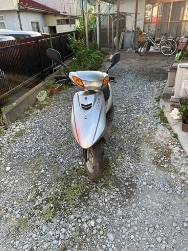 大人気のJOGジョグ　SA36Jインジェクションです。通勤通学などにいかがですか？自賠責保険は7年6月まであります。