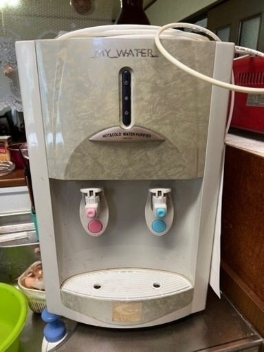 【値下げ相談可能】水道直結タイプ　冷温水器