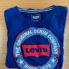 Levi’s ロングＴシャツ