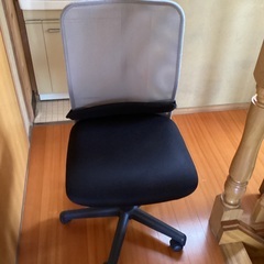 椅子(ツートンカラー)