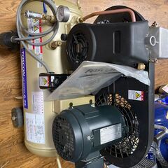 お話中 TOSCON エアーコンプレッサー SP10-22T7 2.2kW 3馬力 200V 