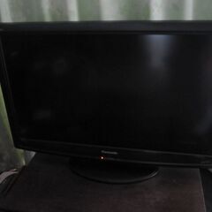 パナソニック　３２インチ　IPS液晶テレビ　２０１０年製