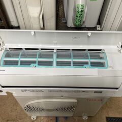 K04421　2019年製　 東芝　中古エアコン　主に6畳用　冷房能力2.2kw/暖房能力2.2kw