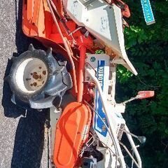 クボタ2条刈りバインダー HF-52