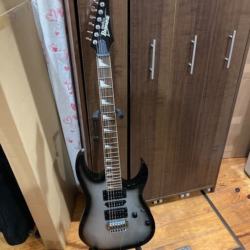 エレキ ギター Ibanez アイバニーズ GIO 使用期間少 フレットバリ山 長期保管品 サンバースト ストラト タイプ ほぼ傷無し
