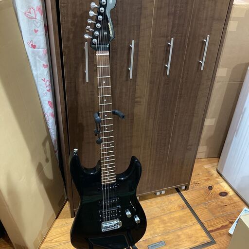 エレキギター ジャパン ビンテージ フェルナンデス FERNANDES ストラト タイプ トレモロ 黒 音出し確認済み ペグ　ゴトー