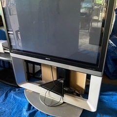 2007年製42型テレビ