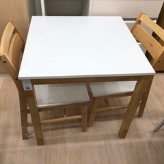 ニトリのダイニングセットのご紹介です