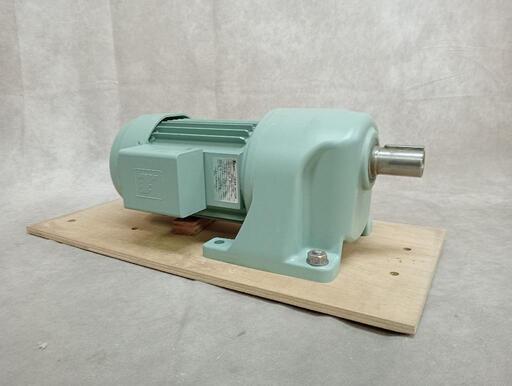TSUBAKI GEAR MOTOR 0.4kw 4p 200V 中古品 GMTA040-28L30B