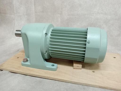 TSUBAKI GEAR MOTOR 0.4kw 4p 200V 中古品 GMTA040-28L30B