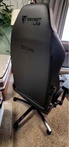 Secretlab TITAN Evo Black SXLサイズ　ゲーミングチェア