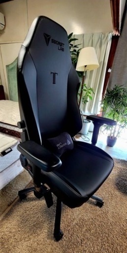 Secretlab TITAN Evo Black SXLサイズ　ゲーミングチェア