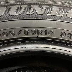 DUNLOP WINTER MAXX WM02 205/60R16 16インチ スタッドレス 4本 22年製 プリウスα ジューク MAZDA3 ノア等　(TG997) クレジットカード QR決済可能