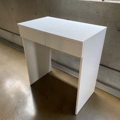 IKEA ドレッサーテーブル
