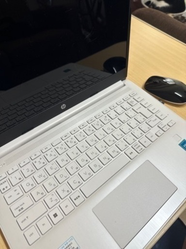 HP エイチピー 2022年発売　美品 ノートパソコン・マウス　14型 PC