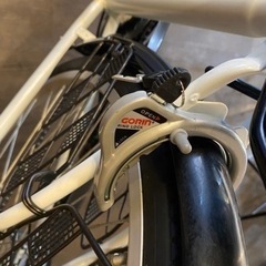 値下げ！】26インチ 6段 自転車 白/黒