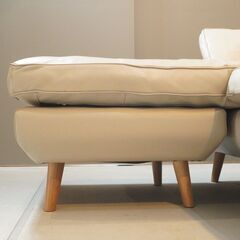 KEYUCA(ケユカ)で取り扱われていたウォージー 本革 組替えカウチソファです。クロスしたステッチがアクセントの贅沢にレザーを使用したスタイリッシュなデザイン。L字型にも組替え可能なトリプルソファ♪DG446