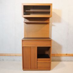 unico(ウニコ)のWICK(ウィック)シリーズのチーク材 キッチンボード Ｗ800です。ヴィンテージスタイルのレトロなデザインは北欧スタイルやブルックリンスタイルなどにおススメのカップボードです。DG447